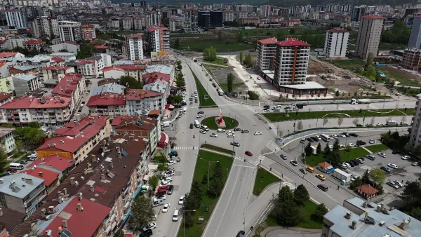 EMLAX'TAN YENİŞEHİR'DE SATILIK 4+1 DAİRE fotoğraf 3