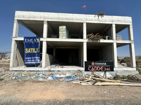 EMLAX'TAN RTE BULVARINDA SATILIK OFİS VE DÜKKANLAR