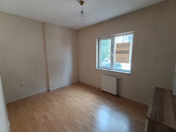 EMLAX'TAN ÜNİVERSİTE TOKİDE 3+1 KİRALIK DAİRE fotoğraf 6