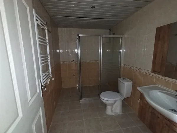 EMLAX'TAN ÜNİVERSİTE TOKİDE 3+1 KİRALIK DAİRE fotoğraf 8