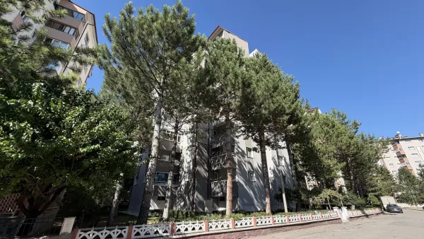 EMLAX’TAN YENIŞEHIR MAHALLESI’NDE 3 + 1 GÜNEY BATI CEPHELI OTOGAR MANZARALI FIRSAT DAIRE